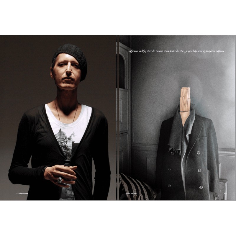Yohan Serfaty (1972–2013), créateur discret mais profondément respecté, a marqué la mode masculine par une approche sensorielle,
