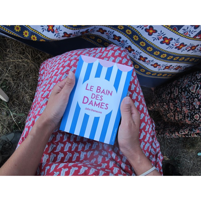 Le Bain des Dames, John Deneuve